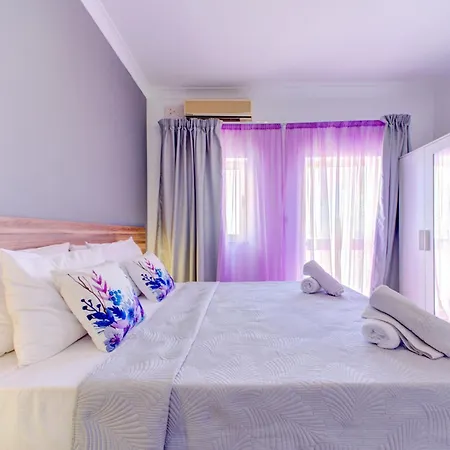 Exquisite Penthouse With Jacuzzi 2 Bedroom